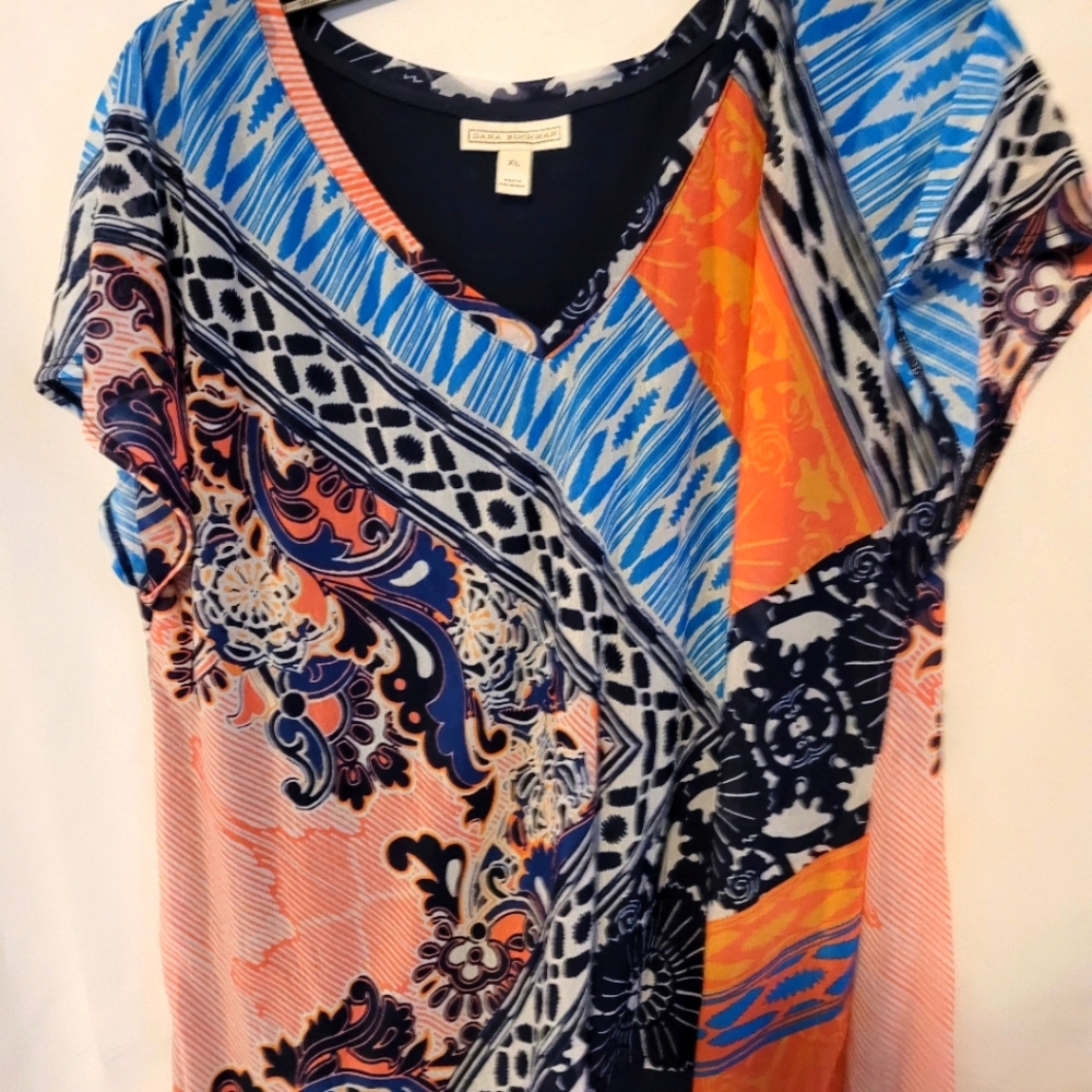 Dana Buchman short sleeve shirt with attached tank top